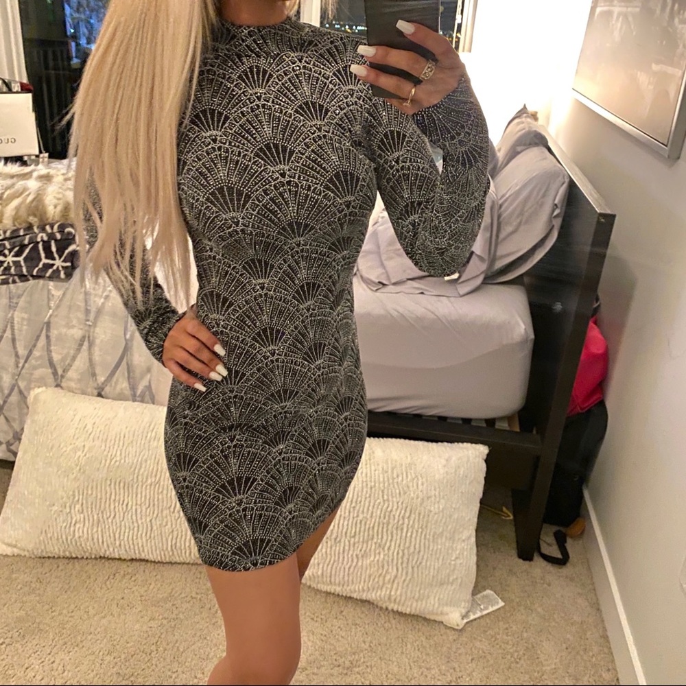 SOLD ❌❌❌ Backless black with silver glitter dress